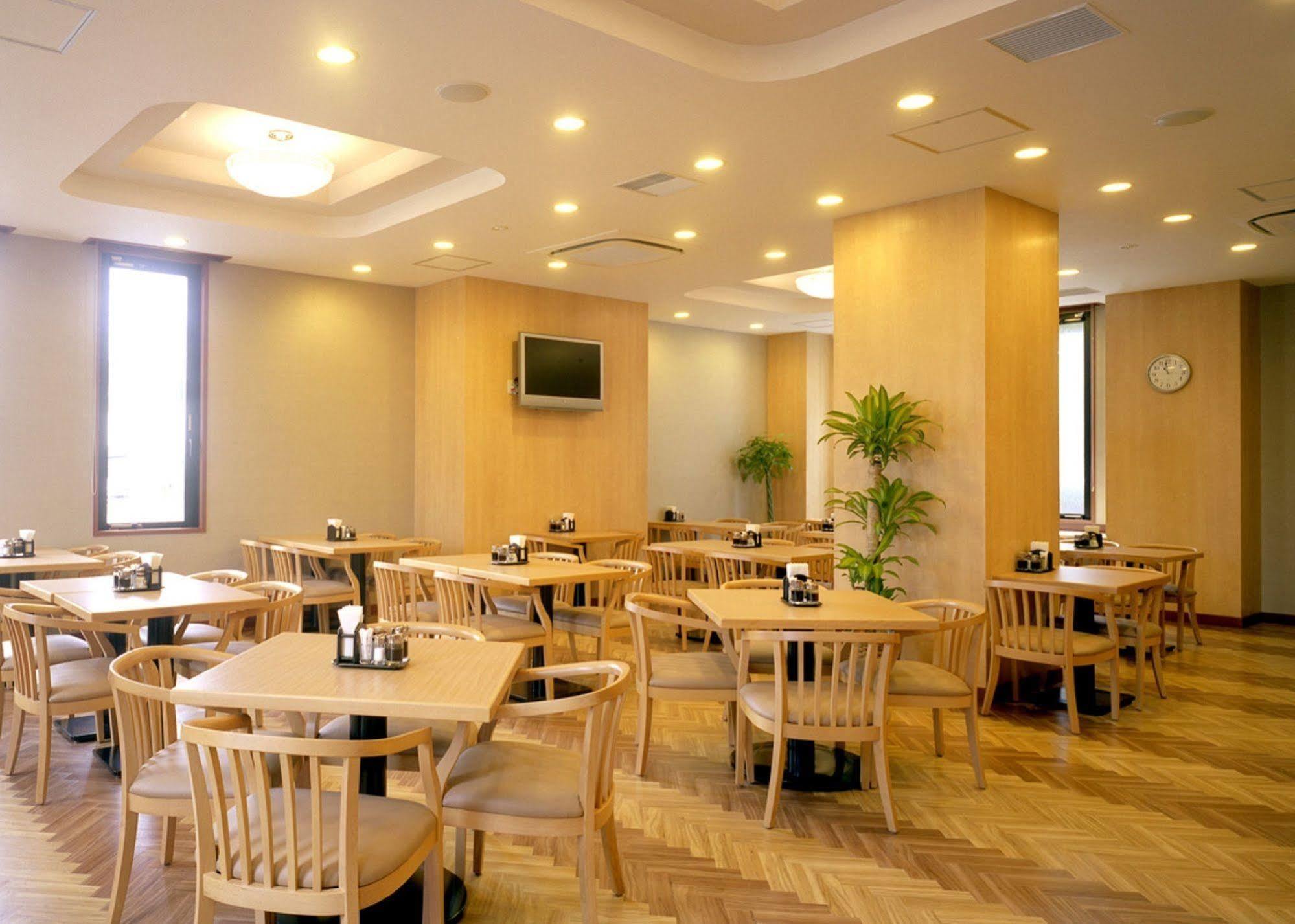 Hotel Route-Inn Isahaya Inter Ngoại thất bức ảnh