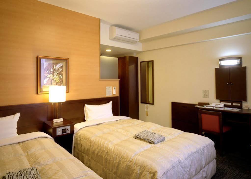 Hotel Route-Inn Isahaya Inter Ngoại thất bức ảnh